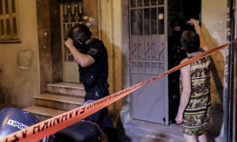 Πετράλωνα: Η αστυνομία ταυτοποίησε τον δράστη του βιασμού της 50χρονης